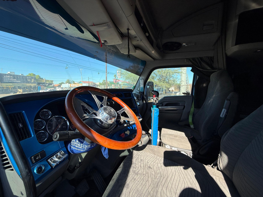 CAMIóN CAMAROTE 2016 KENWORTH