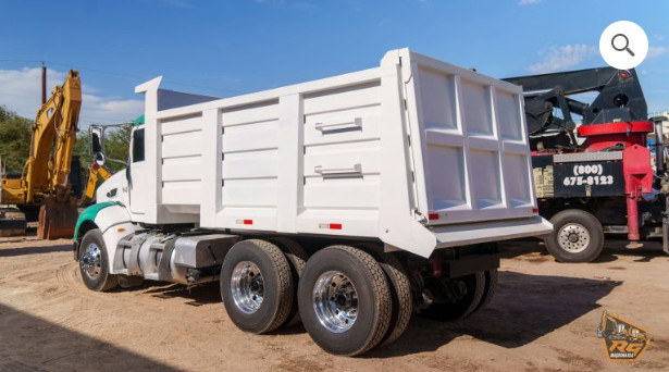 2010 PETERBILT