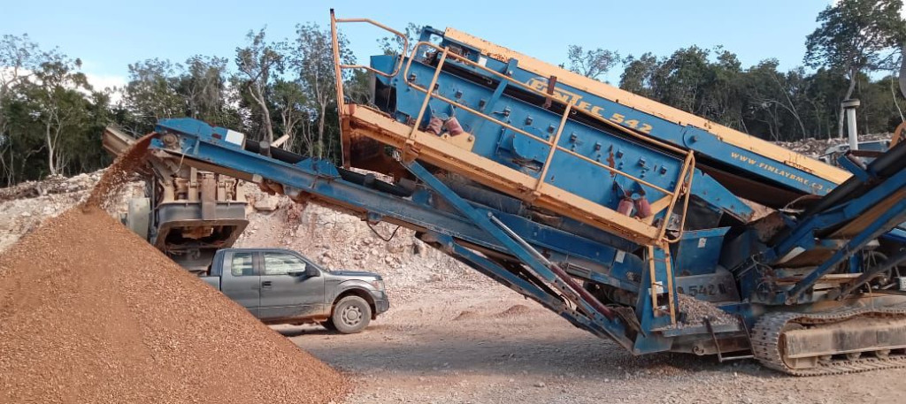 CRIBA EN ORUGA  FINTEC 542