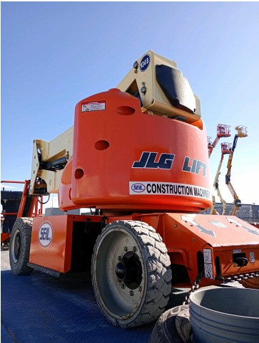 ELEVADOR ARTICULADO 2014 JLG 2WD E400AJPN