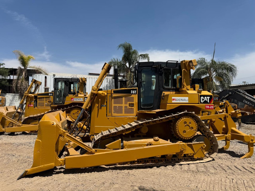 TOPADOR FRONTAL 2000 CATERPILLAR D6T