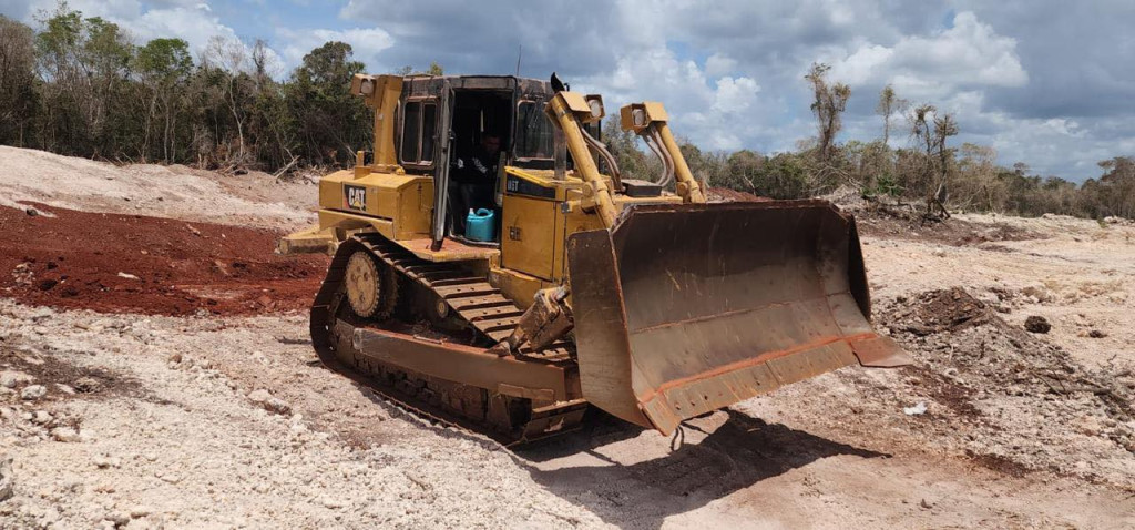 TOPADOR FRONTAL CATERPILLAR D8T