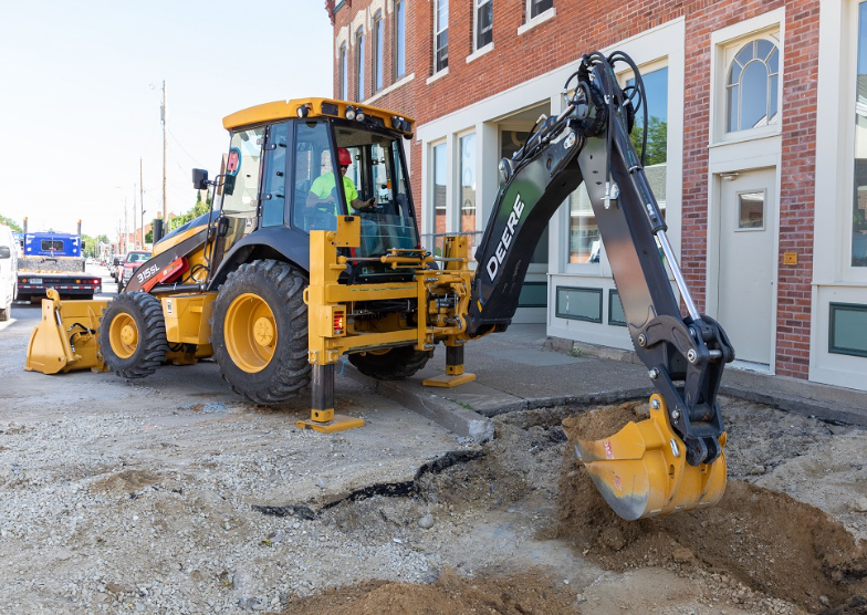 RETROEXCAVADORA 2012 JOHN DEERE 310KEP