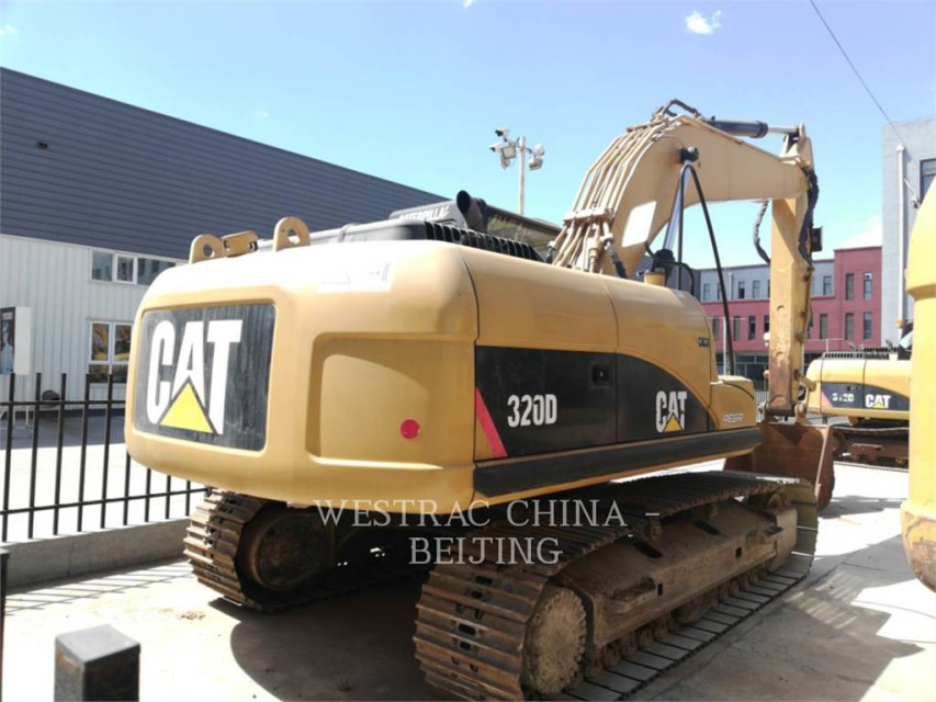 EXCAVADORA CATERPILLAR 320DL