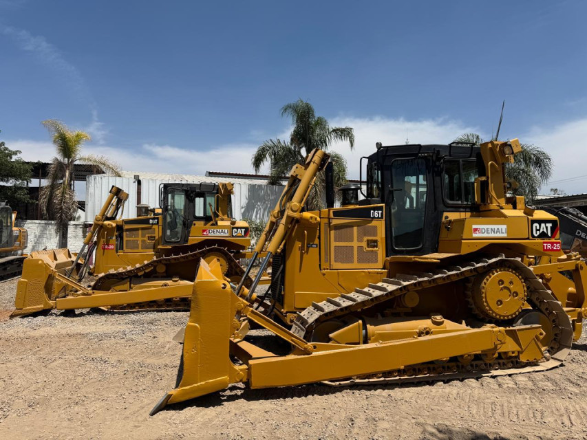 TOPADOR FRONTAL 2000 CATERPILLAR D6T