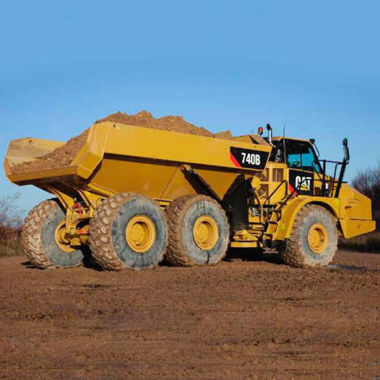 CAMIóN ARTICULADO CATERPILLAR 740