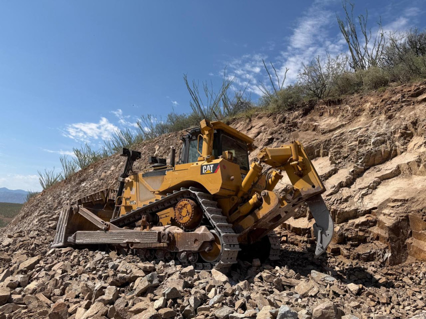 TOPADOR FRONTAL 2013 CATERPILLAR D8T