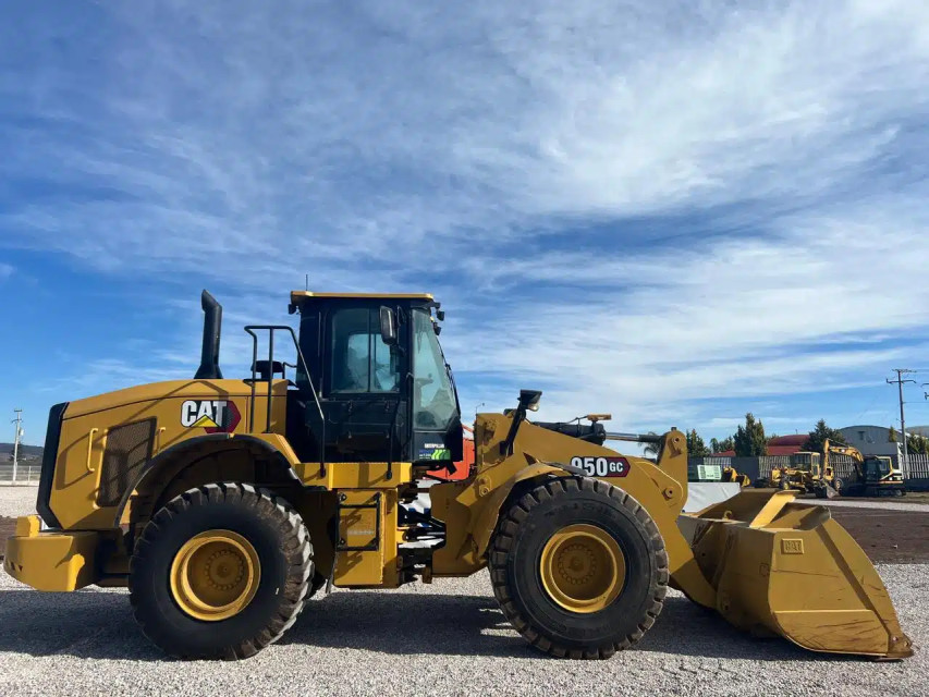 CARGADOR FRONTAL 2015 CATERPILLAR 950GC