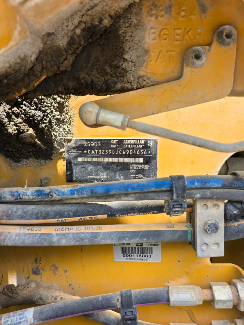 MINI CARGADOR SOBRE ORUGAS 2020 CATERPILLAR 259B3