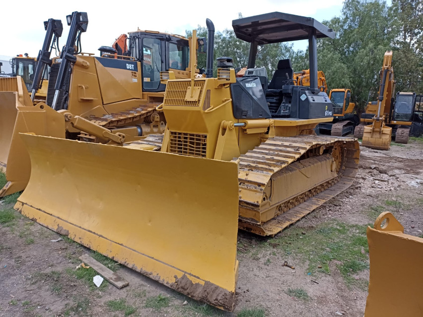 TOPADOR FRONTAL 2000 KOMATSU D61PX-12