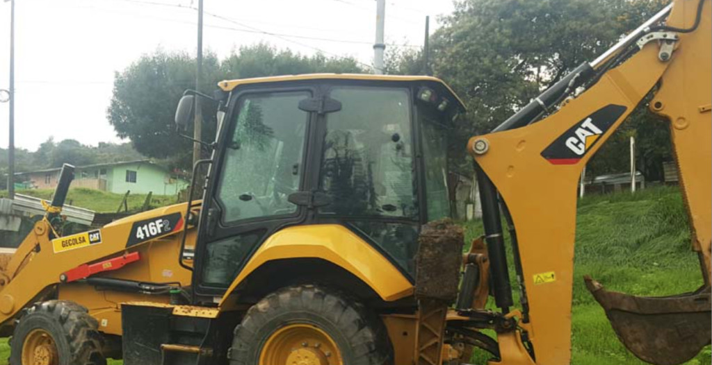 RETROEXCAVADORA CATERPILLAR 416E