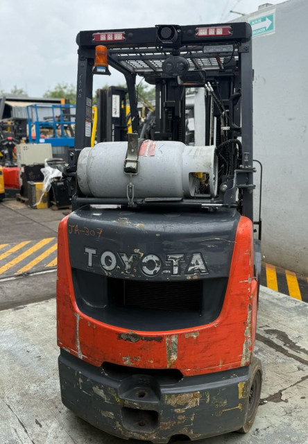 MONTACARGAS 2017 TOYOTA 8FGCU25