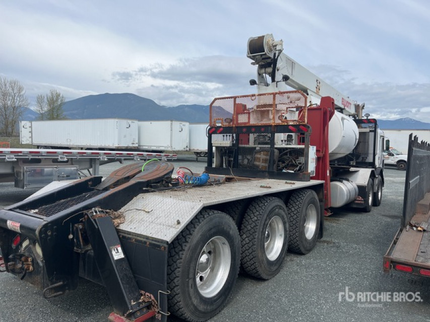 2007 PETERBILT ELLIOT 15 TON