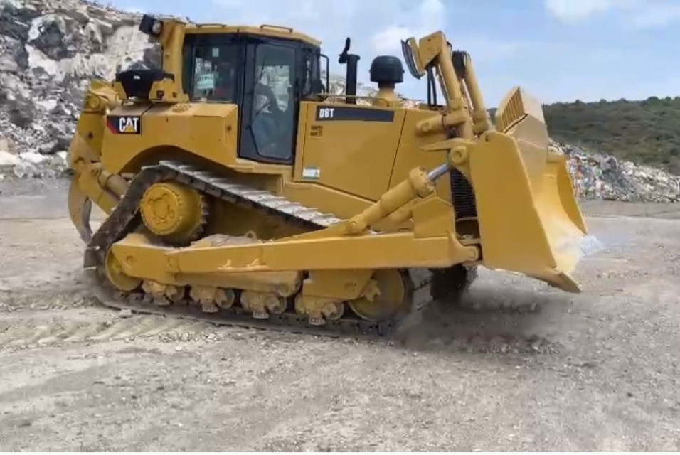 2009 CAT D8T