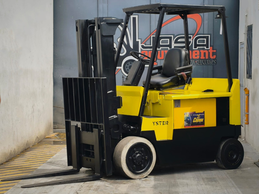 MONTACARGAS 2002 HYSTER E30XN