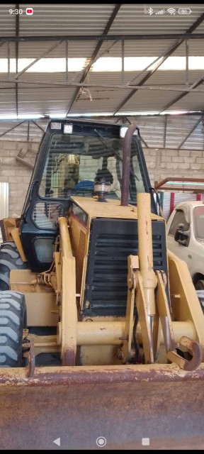 RETROEXCAVADORA CATERPILLAR 416B
