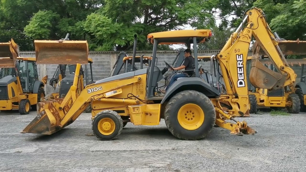 RETROEXCAVADORA 2005 JOHN DEERE 310G