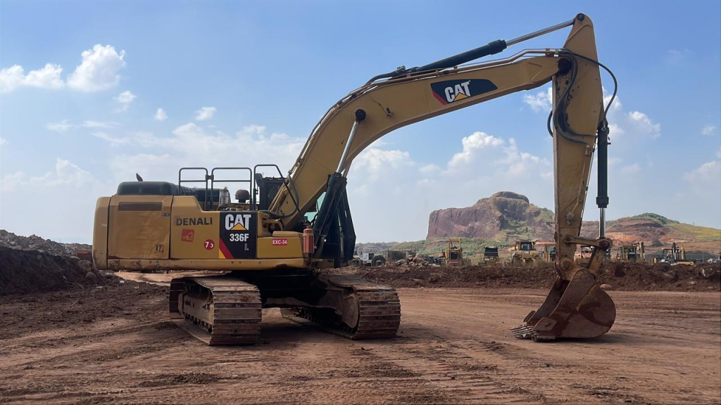 EXCAVADORA 2016 CATERPILLAR 336FLXE