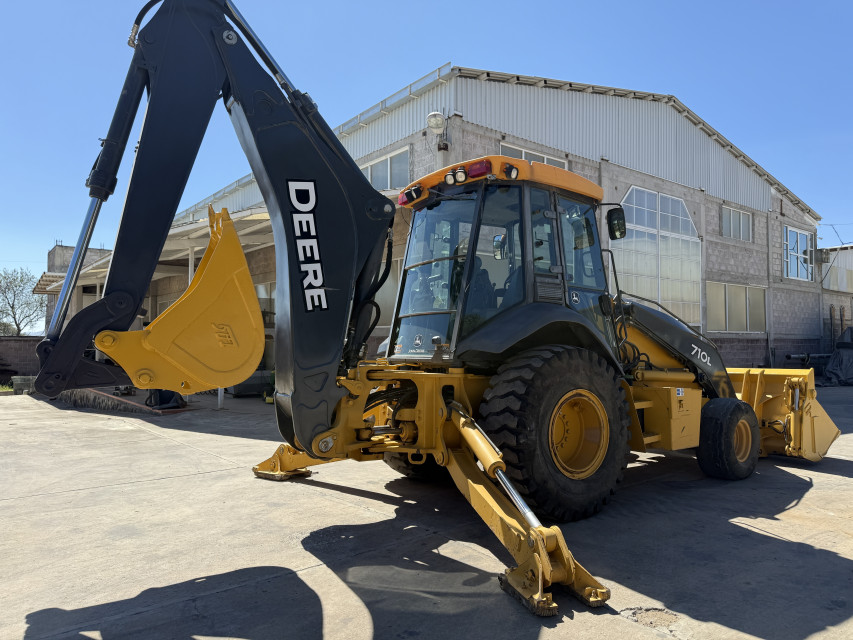 RETROEXCAVADORA 2018 JOHN DEERE 710L