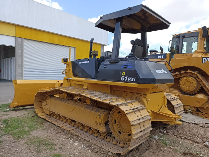 TOPADOR FRONTAL 2000 KOMATSU D61PX-12
