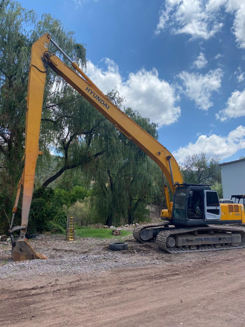 EXCAVADORA HYUNDAI HX330L