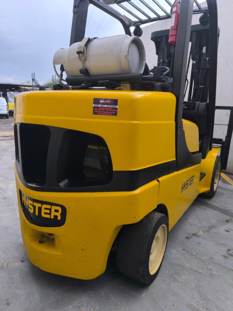 MONTACARGAS 2021 HYSTER E100XNS