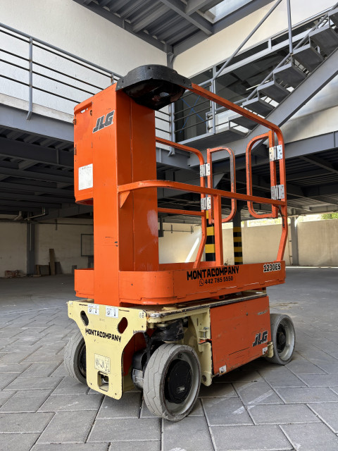 ELEVADOR TIJERA 2017 JLG 1230ES 19 FT
