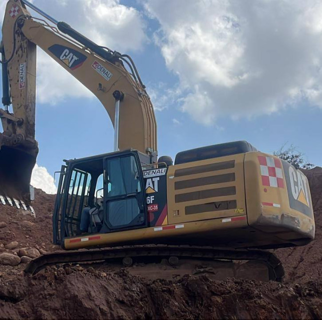 EXCAVADORA 2017 CATERPILLAR 336FL