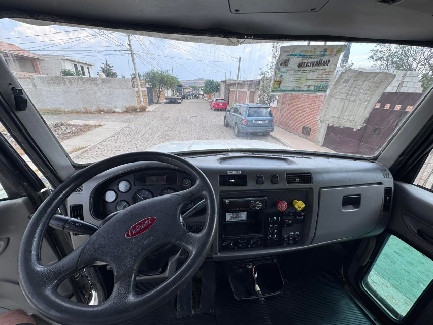 GRúA EN CAMIóN 2016 PETERBILT NATIONAL 20 TON