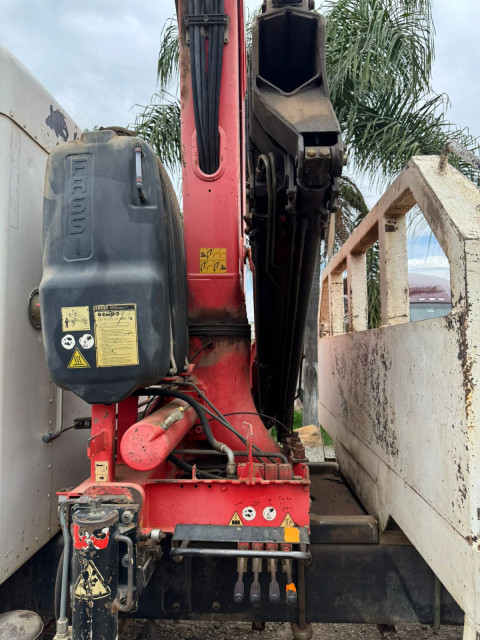 GRúA ARTICULADA 2000 KENWORTH HIAB