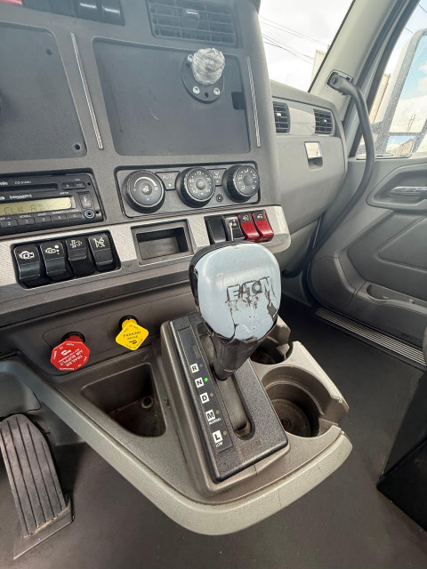 CAMIóN 2015 KENWORTH