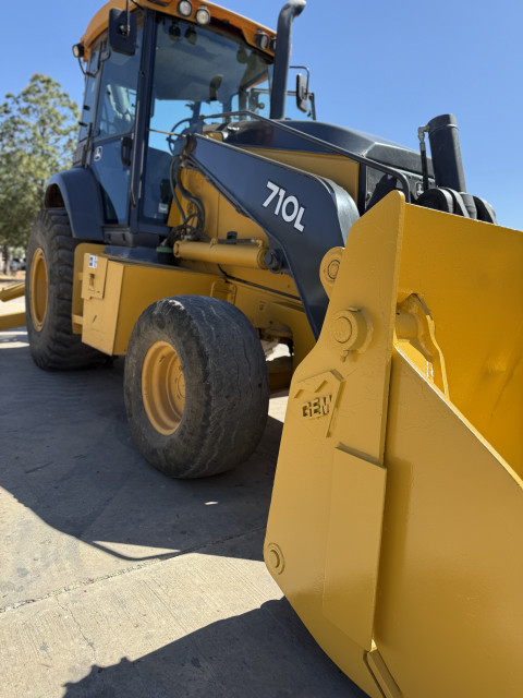 RETROEXCAVADORA 2018 JOHN DEERE 710L