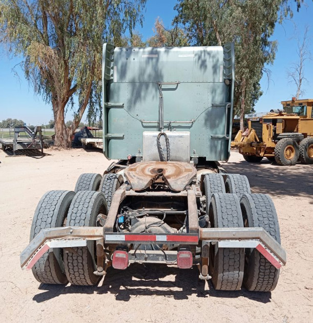 2006 PETERBILT