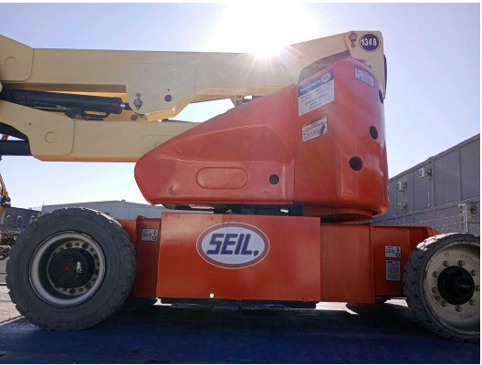 ELEVADOR ARTICULADO 2014 JLG 2WD E400AJPN