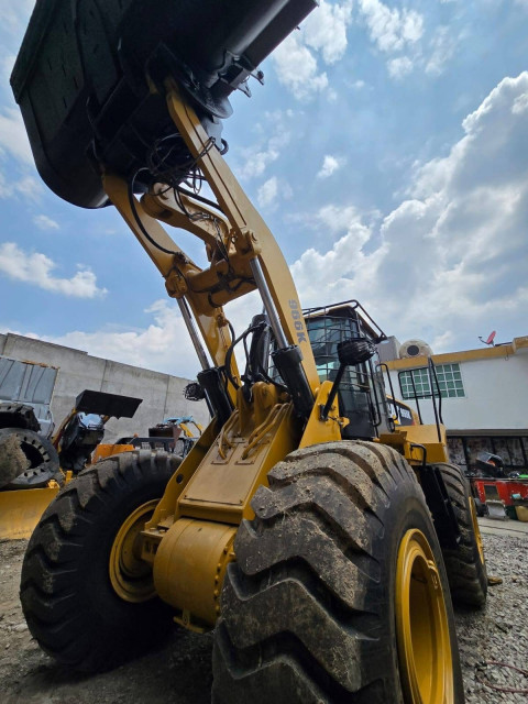 CARGADOR FRONTAL 2014 CATERPILLAR 966K
