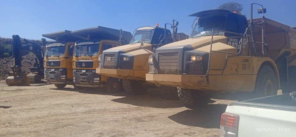 CAMIóN ARTICULADO  CATERPILLAR 740