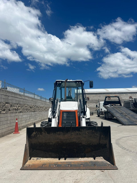 RETROEXCAVADORA 2022 BOBCAT B730R