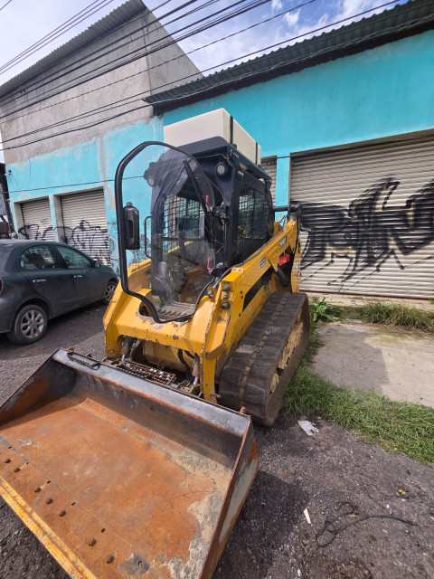 MINI CARGADOR SOBRE ORUGAS 2020 CATERPILLAR 259B3