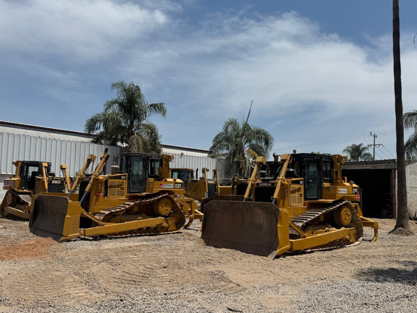 TOPADOR FRONTAL 2000 CATERPILLAR D6T