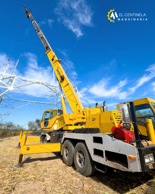 GRúA TELESCóPICA 1995 GROVE TMS750B 50 TON